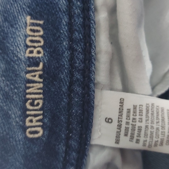 Jeans - Picture 3 of 4